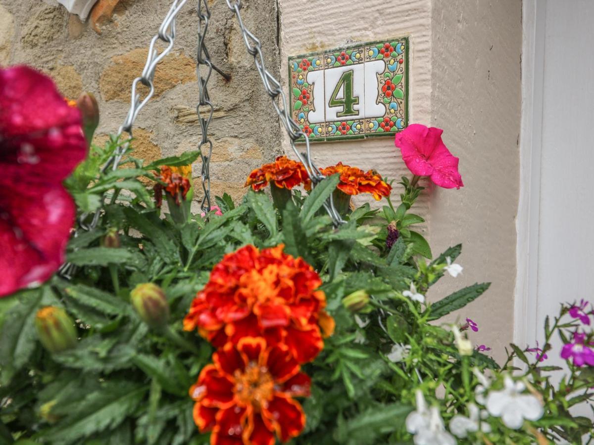 Daisy'S Holiday Cottage Skipton Exterior photo